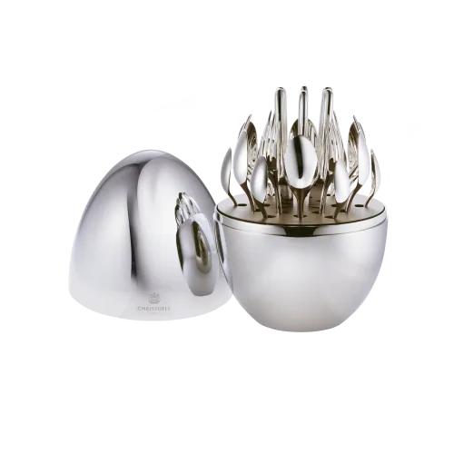 Ligne de vaisselle pour la Maison d'Orfèvrerie Christofle, 2000